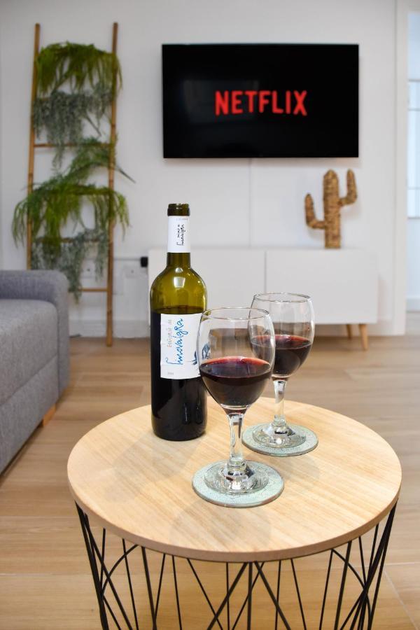 Holidays2Malaga Trinidad Renovated 1 Bedroom Penthouse Close To City Center Exterior foto